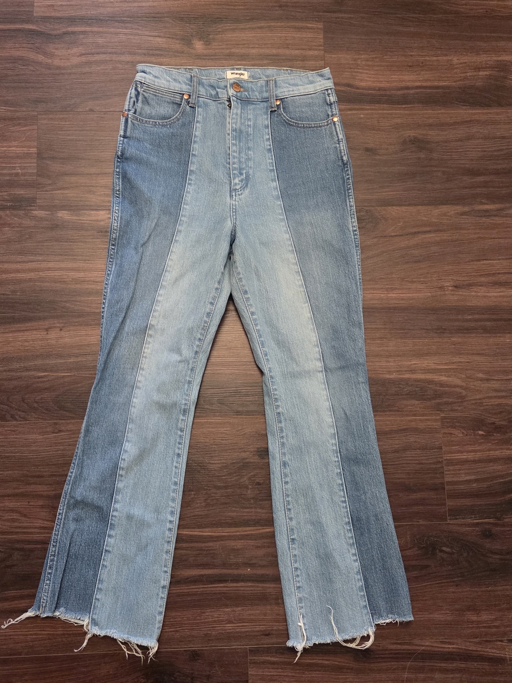 Wrangler Wrock Patchwork Jeans Flared Western Light Earth Wash 30 X 28